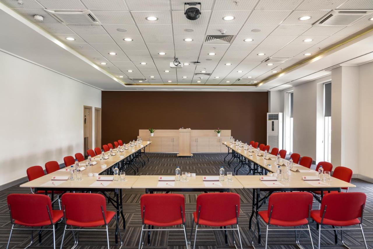 Ibis Adana Hotel Екстериор снимка
