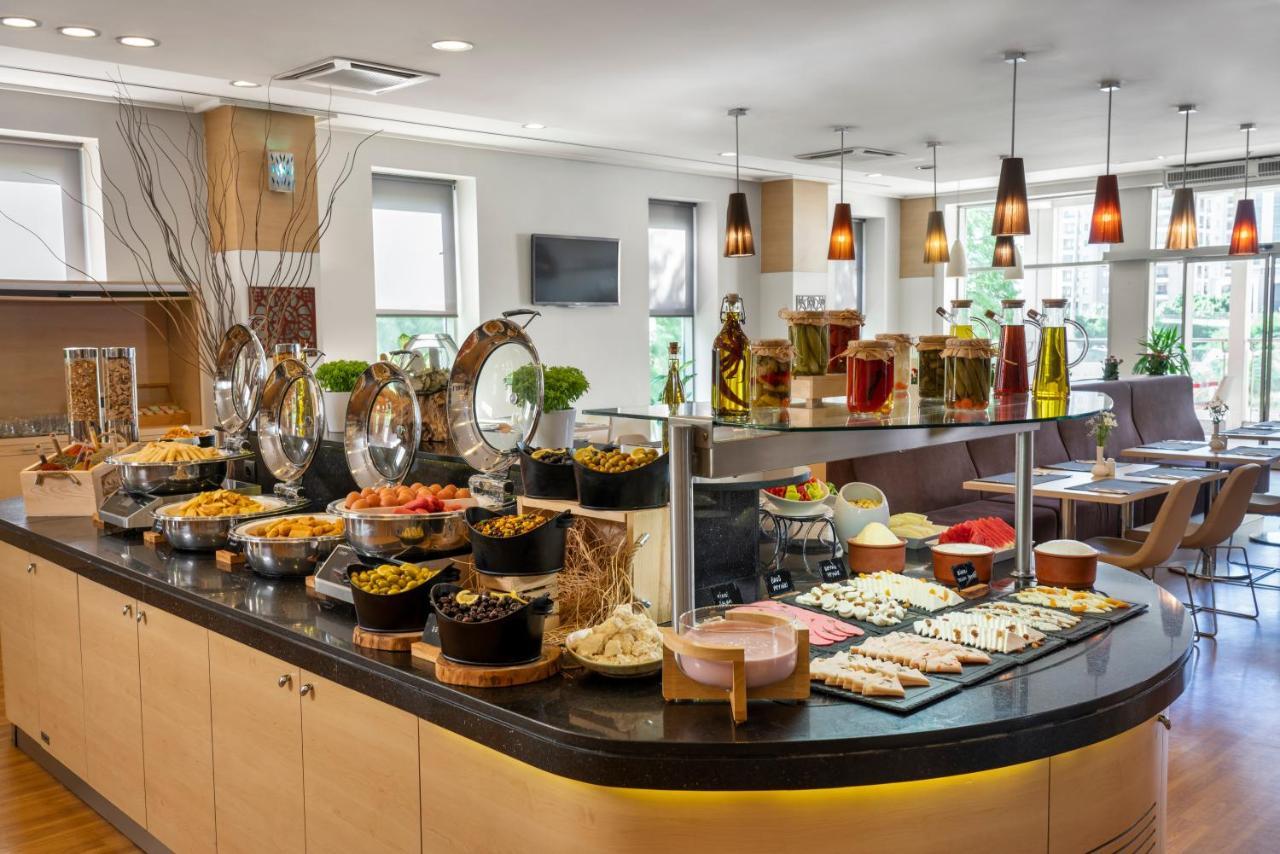 Ibis Adana Hotel Екстериор снимка
