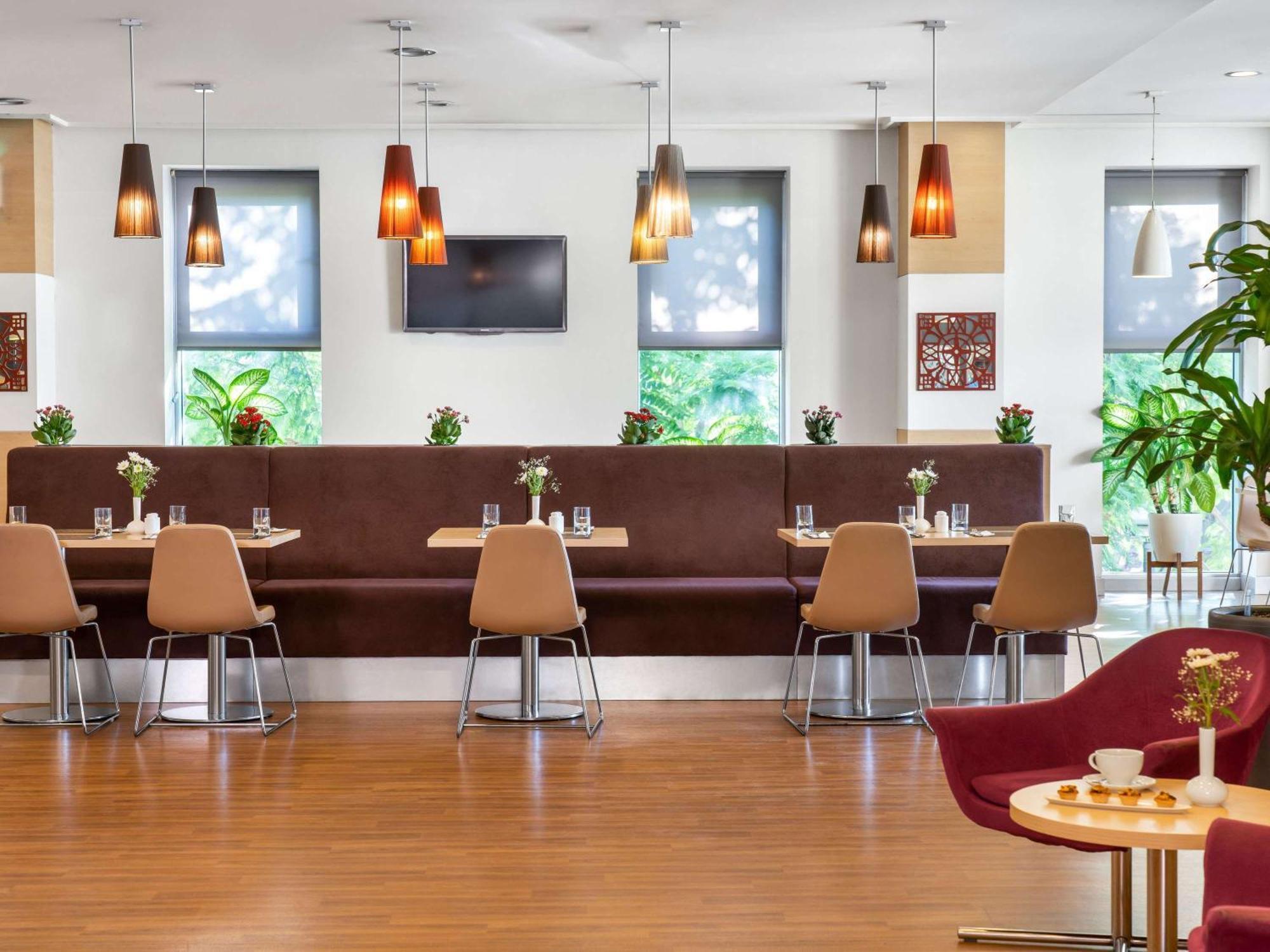 Ibis Adana Hotel Екстериор снимка