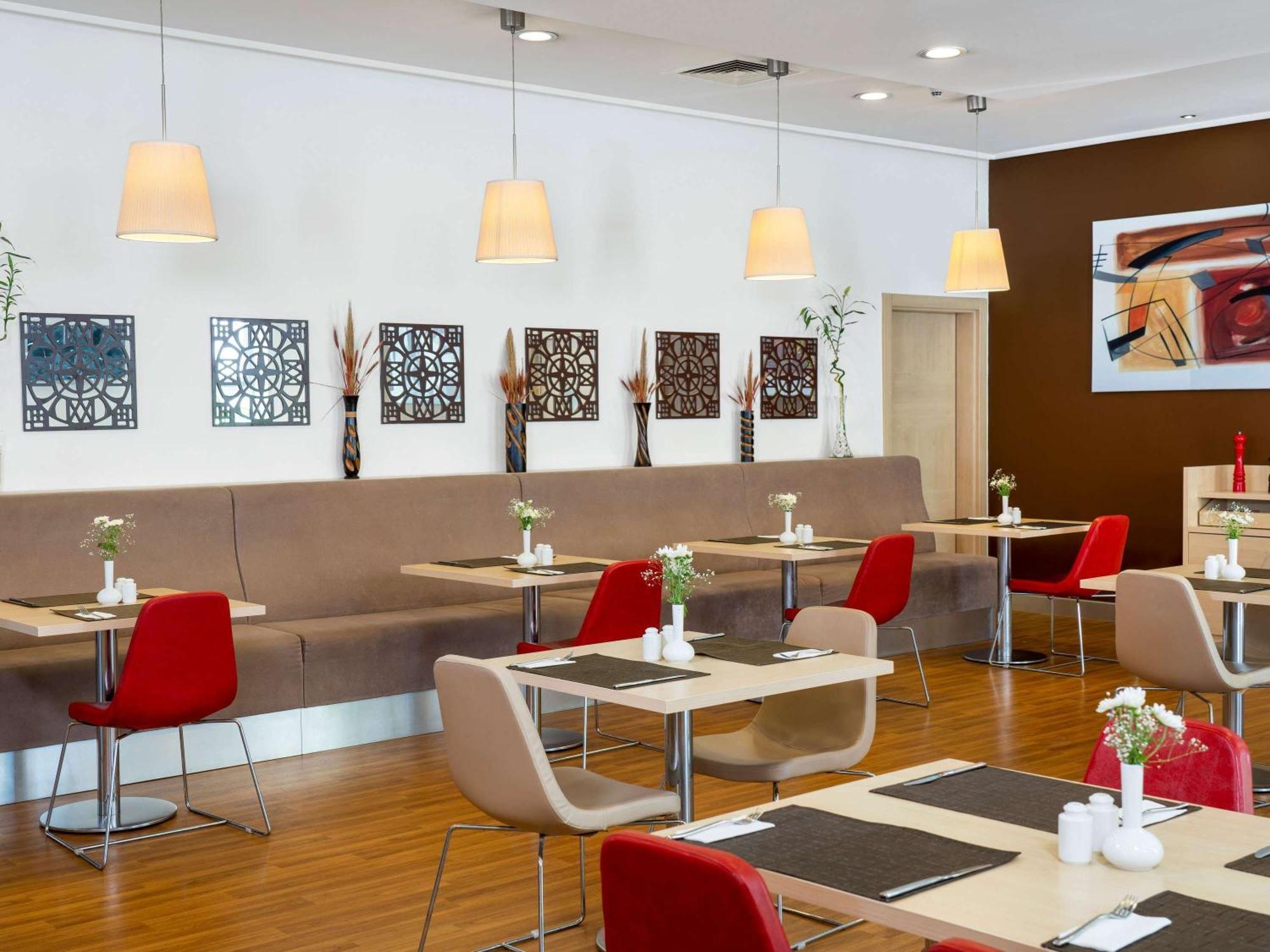 Ibis Adana Hotel Екстериор снимка